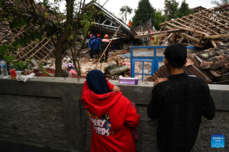 Msaada waelekea eneo la Tetemeko la ardhi la Magharibi mwa Indonesia